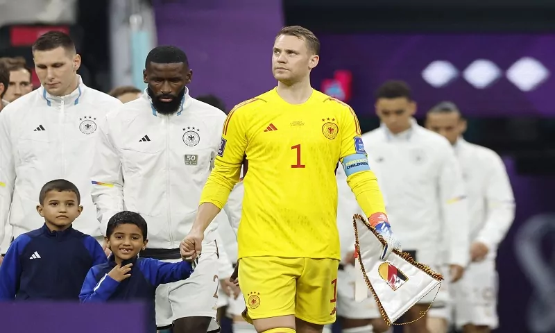 Thủ môn Manuel Neuer